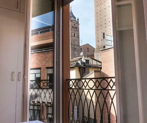 Elegance Apartment *