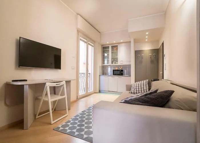 Elegance Apartment *